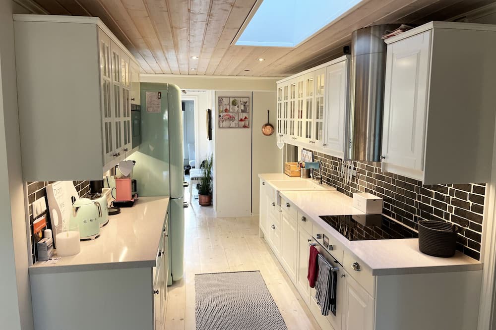 Stora Ror House | Well-maintained and nice cottage in popular Stora Rör, north of Färjestaden. | SE04052