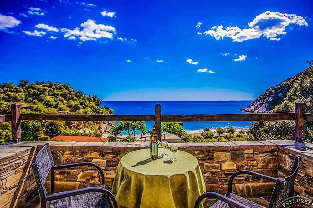 Papa Nero Apartment | Beachfront Pelion Getaway - Cozy Summer Abode
