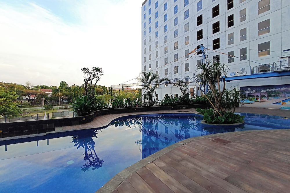 Biringkanya Apartment | Modern Studio (No Kitchen) At Tamansari Skylounge Makassar