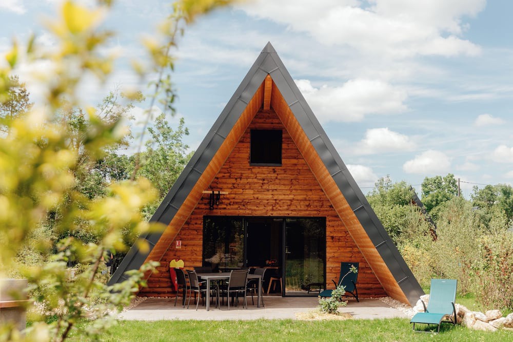 Coyron Ski Chalet | Chalet Hérisson 3min from Vouglans lake - In the H-JURA Natural Park