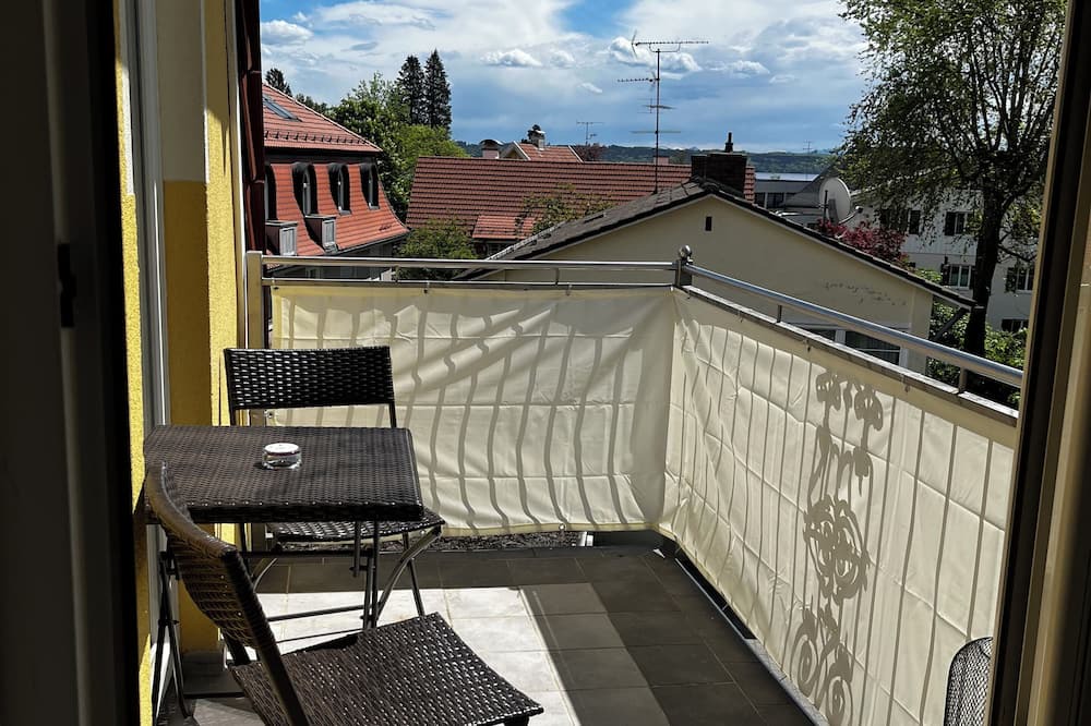 Tutzing Apartment | Helle und Gemütliche 3-zimmer Dachgeschosswohnung in Seenähe