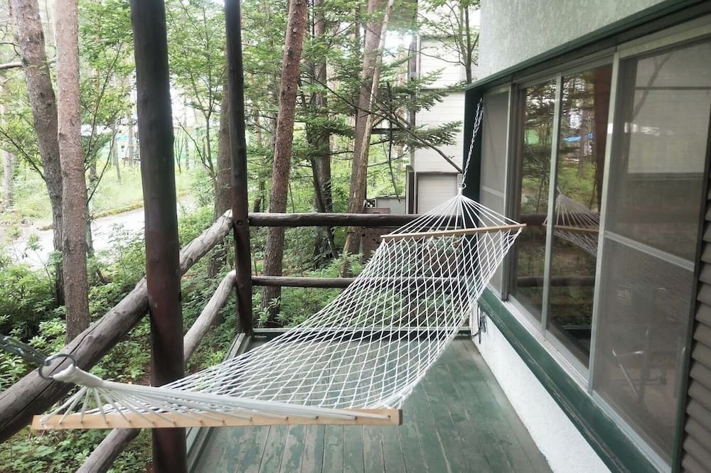 Tsumagoi RV Rental | Private Glamping Site Karuizawa / Agatsuma County Gunma