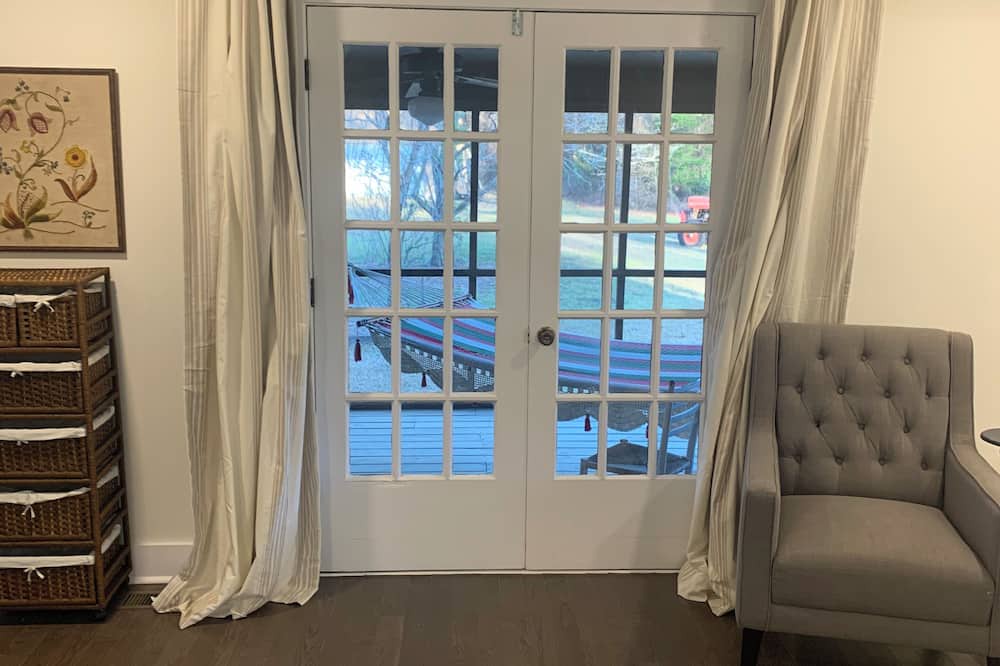 Jesup Other | Farmhouse in the country