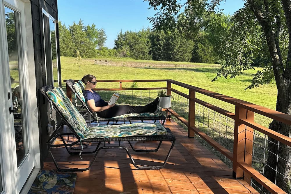 Wylie Cabin | Boho Serenity Cabin-Trees, Pond, Acreage;1 mi. Lake Ray Hubbard,5 mi. Lake Lavon