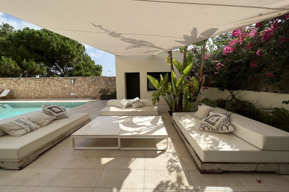 Siesta Villa | Beautiful detached house with private salted swimming pool in Santa Eulalia