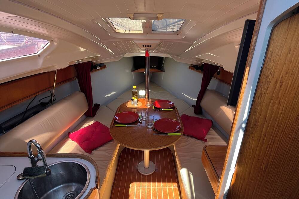 Rochefort Boat Rental | Location Nuitée sur Bateau