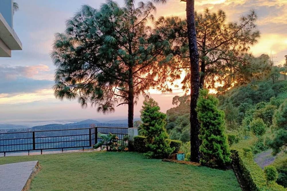 Nahan House | The Fogg, Jamta Secluded Four Bedroom Villa