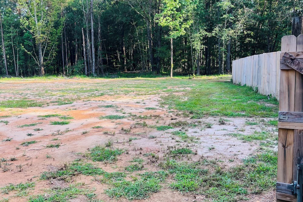 Grady RV Rental | Enjoy the peaceful country scenery and the serenity of being one with nature!
