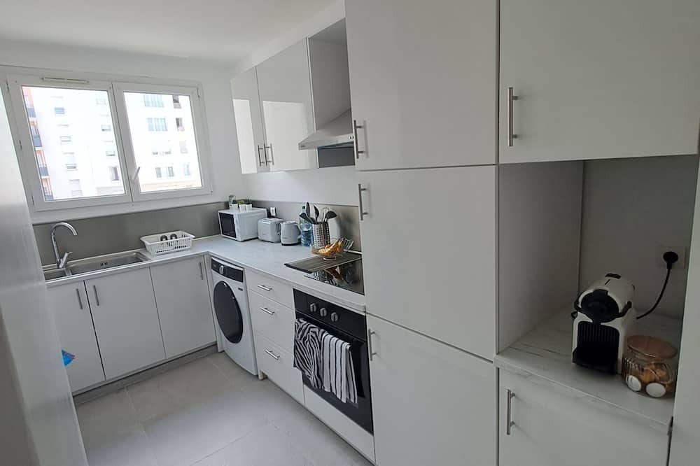 Thiais Apartment | Un Appartement 7 Personnes Agréables et Tranquille, Bien Desservis
