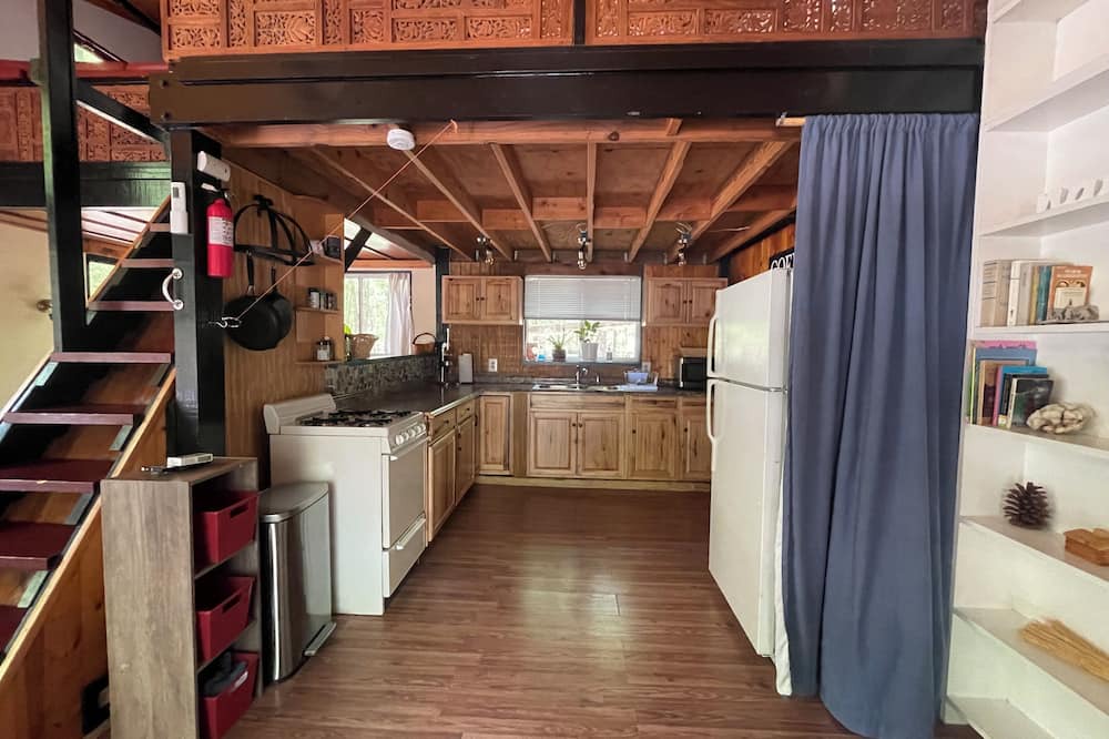 High Springs Cabin | High Springs Cabin