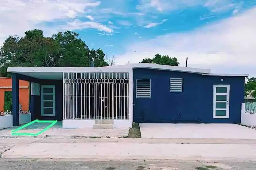 Primero Apartment | Modern, Cozy & Great Location