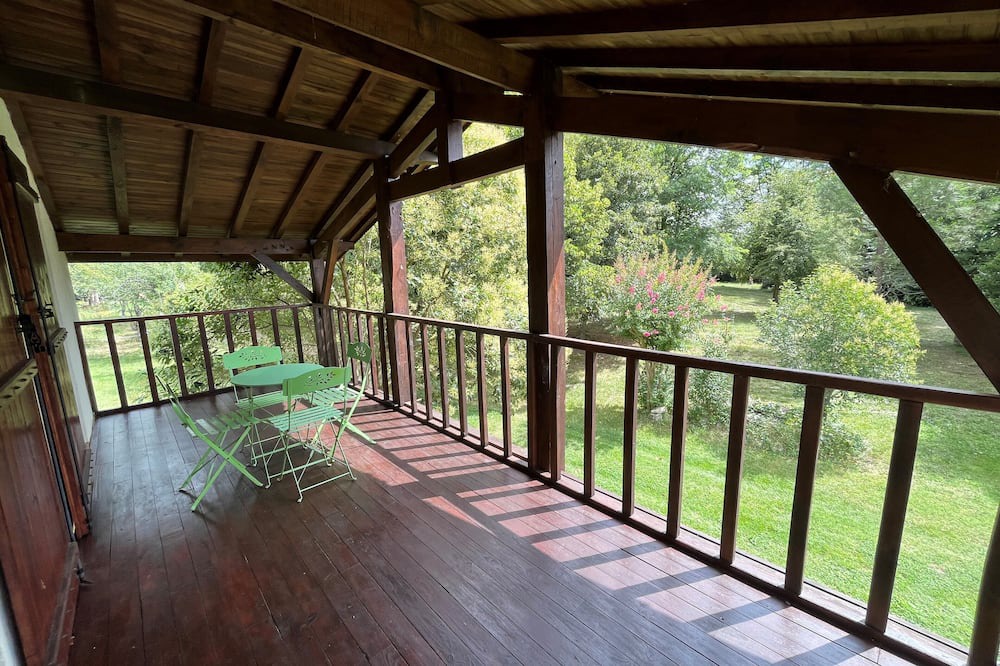 Sainte-Maure-de-Peyriac House | Vrbo Property