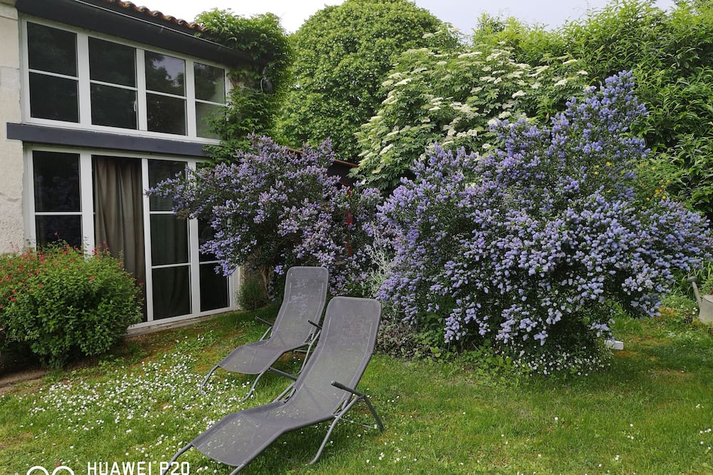 Saint-Sulpice-d'Arnoult House | Pour un Séjour Océano-champêtre.