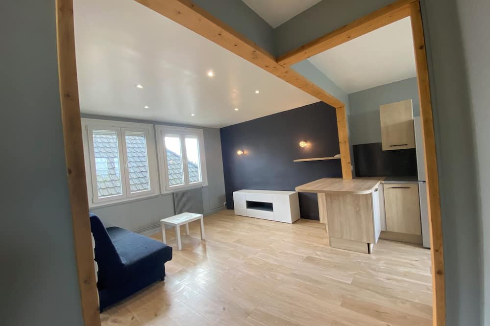 Franqueville-Saint-Pierre House | Appartement Lumineux Dans Maison Avec Garage Jusque 7 Couchages