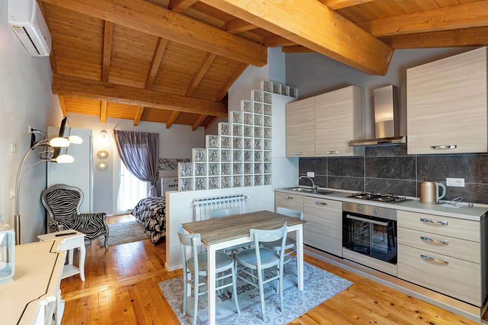 Piazza Apartment | Homerez - Apt in Mondovì Piazza