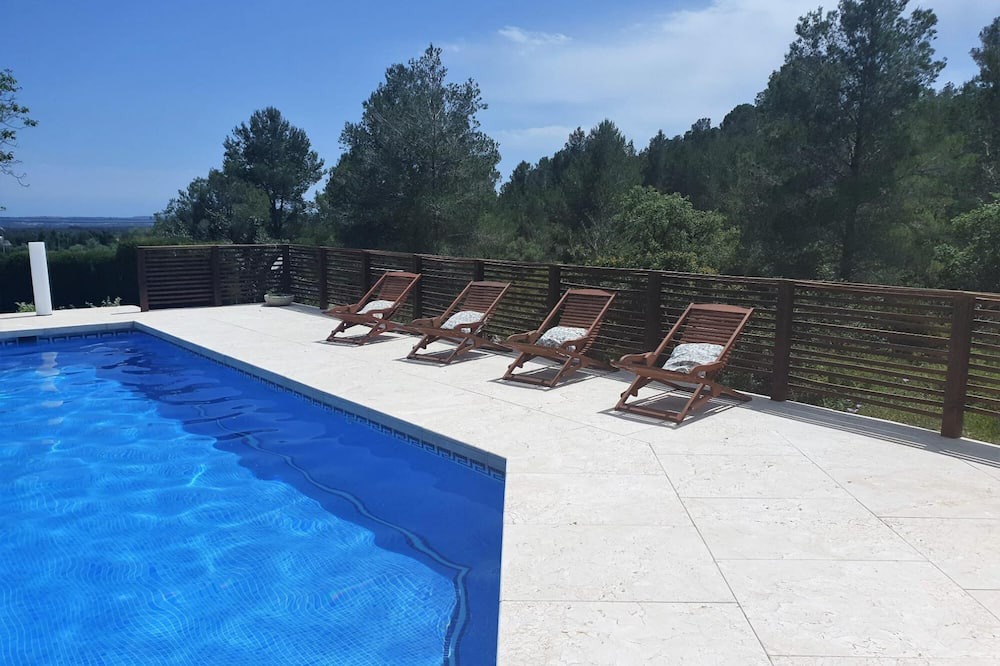 Alcover Villa | Close to Salou and just steps from the village!