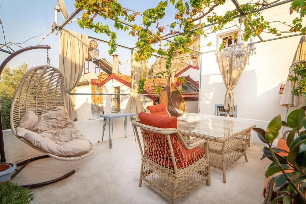 Fethiye Villa | Cozy Oasis with Lovely Backyard in Fethiye