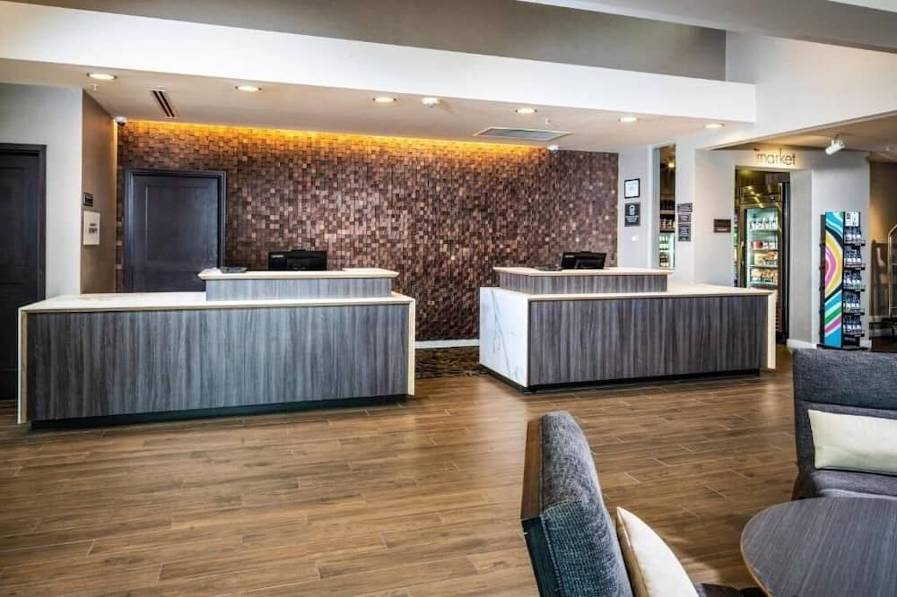 Seven Hills Apartment | 1 Bedroom Suite Near Starbucks LAS