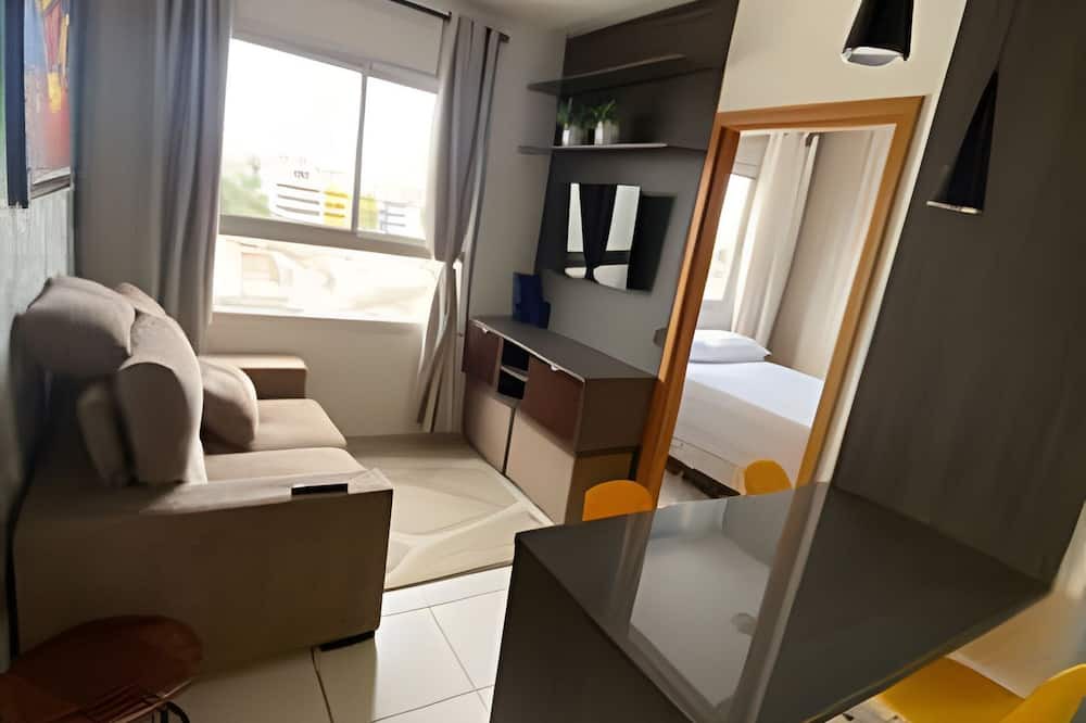 Samambaia House | Apartment with/Garage, Elevator, Full Kitchen, Dryer