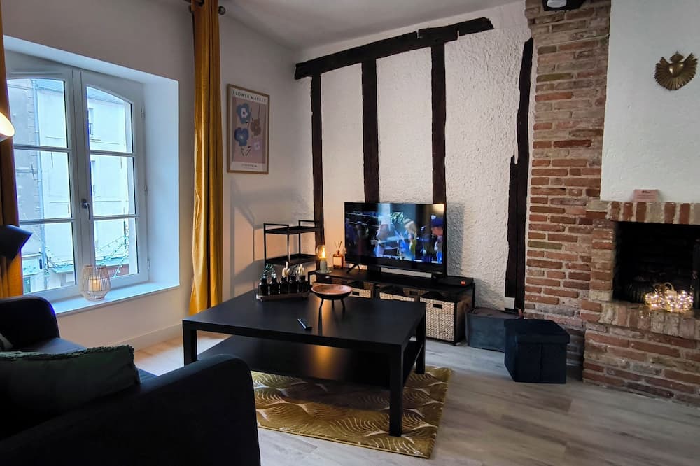 Laon Apartment | Studio vue Cathédrale