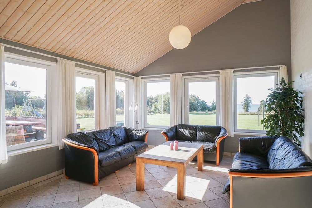 Spøttrup House | "Melvin" - 25m to the inlet by Interhome