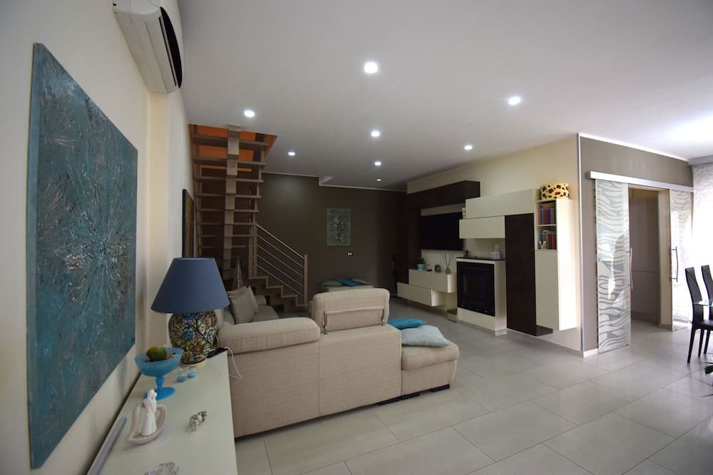 Praia a Mare Villa | Wonderful private villa for 6 people with WIFI, A/C, TV, patio, panoramic view and parking