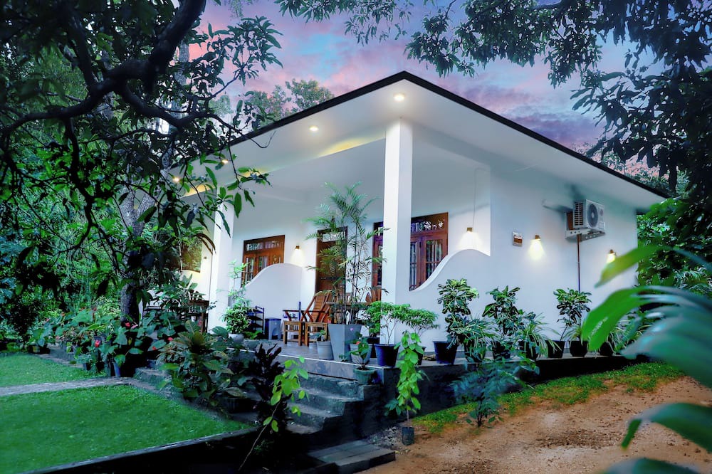 Sigiriya House | Escape to Nature's Peace: Relax in Comfort at Cattleya Guest House on VRBO!