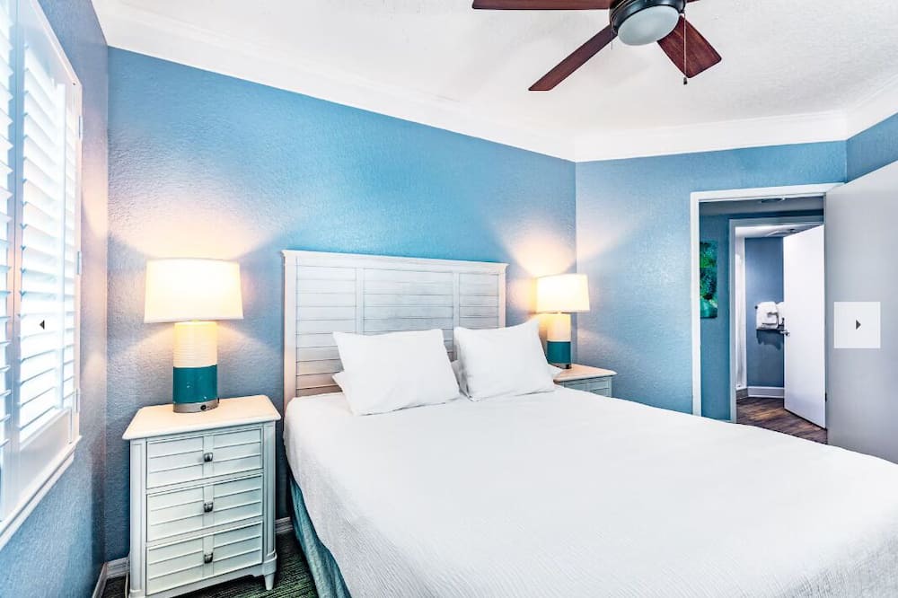 New Smyrna Beach Resort | Coconut Palms Beach Resort II - New Smyrna beach on the beach June 7th-14th only