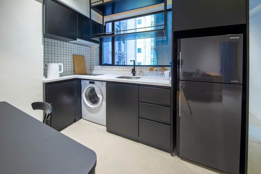 North Point Apartment | Private Room in Shared Apartment 5 Minutes to Tin Hau MTR Station