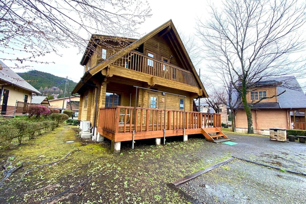 Annaka RV Rental | Cottage A Haneishi 4person building 2person Wes / Annaka City Gunma