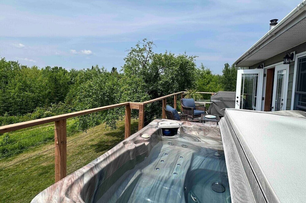 Sheffield House | This house is a 2 bedroom(s), 2 bathrooms, located in Ripples, NB.