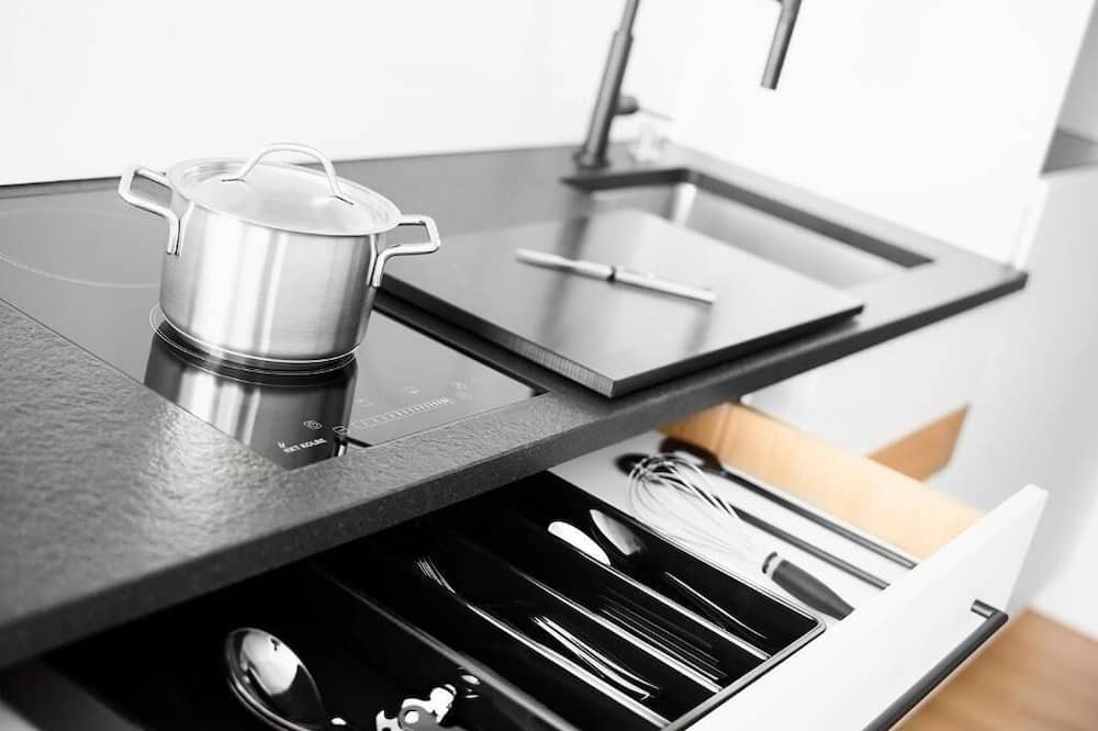 Berg Apartment | Livisit Bergpartment 36 - Doppelbettzimmer 27 qm - mit Küchenzeile und Bad