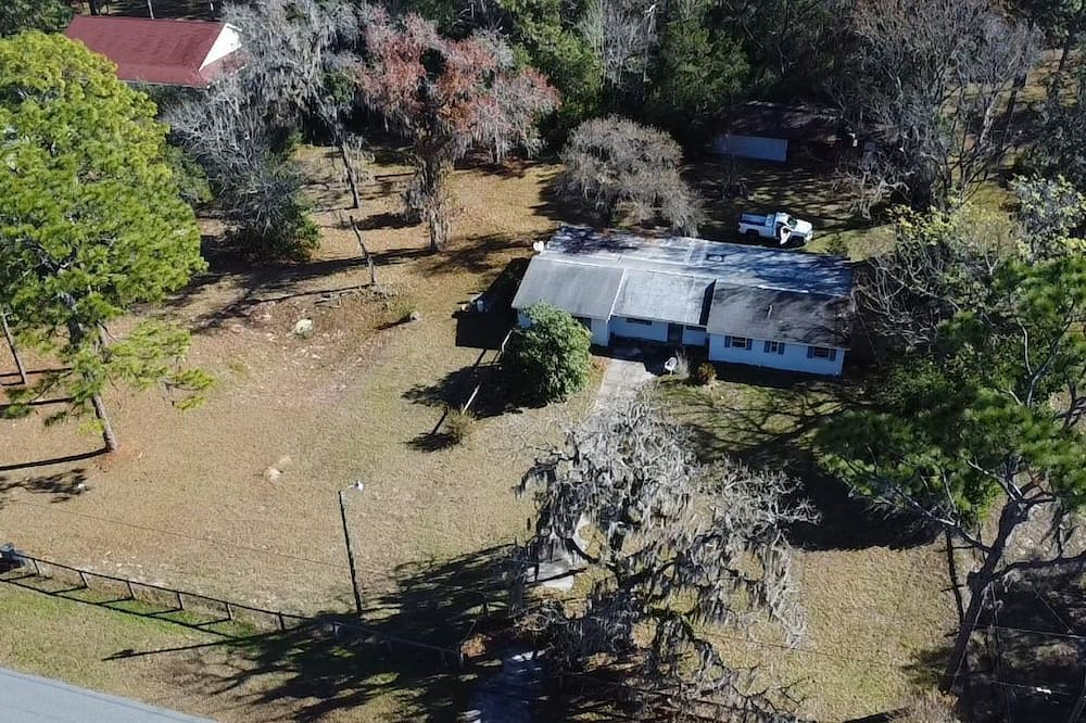 Homosassa Apartment | Peaceful Mother-in-law suite! Country setting in the heart of the Nature Coast