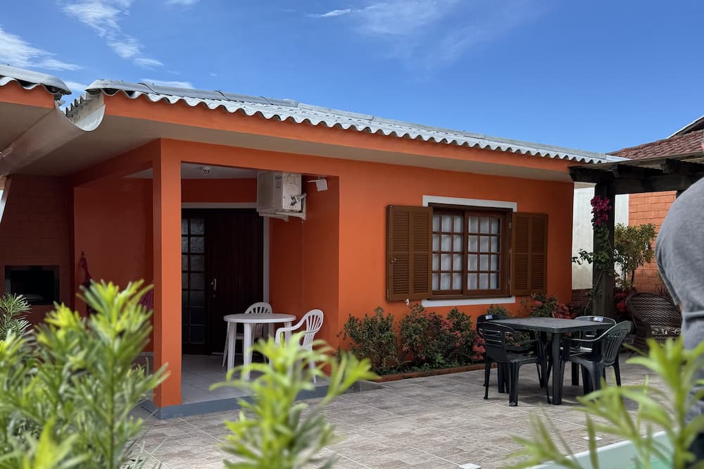 Ponta do Papagaio Ski Chalet | Sonho de Chalé c/ Piscina a 120m da Praia do Sonho