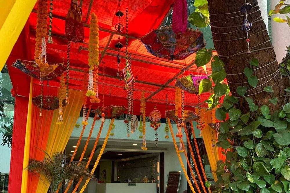 Uttan Hotel | Silverador Resort Club