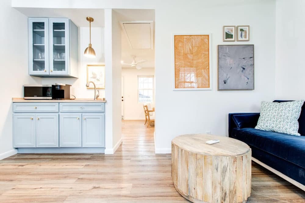 Thompson's Station House | The Hideout; Upscale 1 Bed * Private Outdoor Space