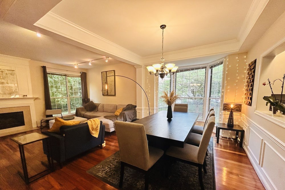 Lowes Island House | Peaceful and Cozy near Algonkian Parks, IAD Airport, Washington DC