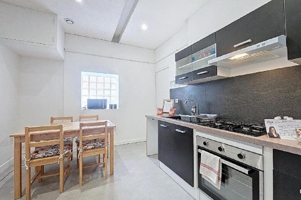 Moulins Apartment | LES PORTES DE PARIS