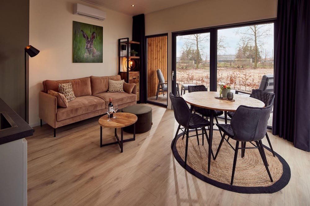 Lattrop House | The two-person version of the holiday villa Amalia 2 is equipped with a spacious sauna where you can enjoy some wonderful relaxation.