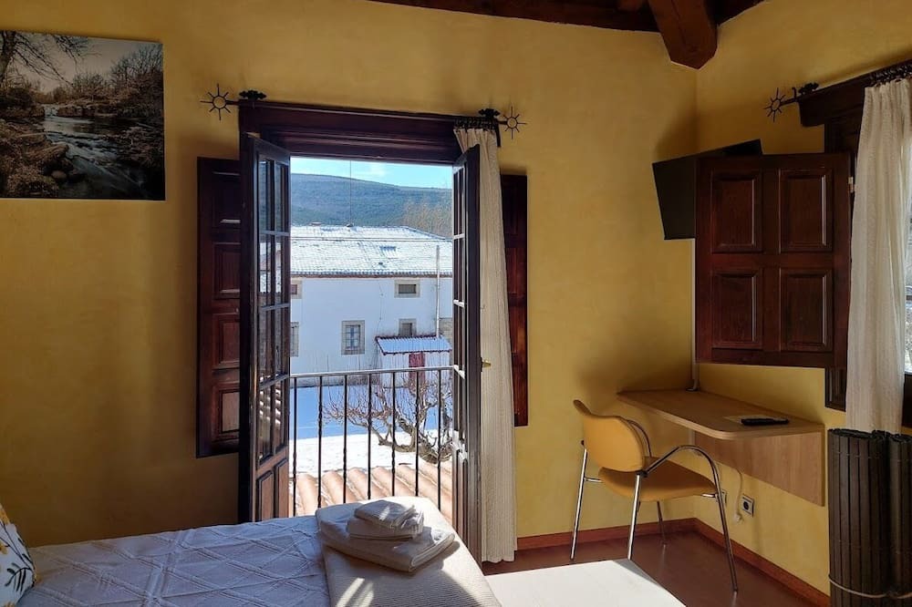 Sotillo del Rincon House | El Valle Hotel Tiene Mucho Encanto en una de las Zonas más Bonitas de Soria