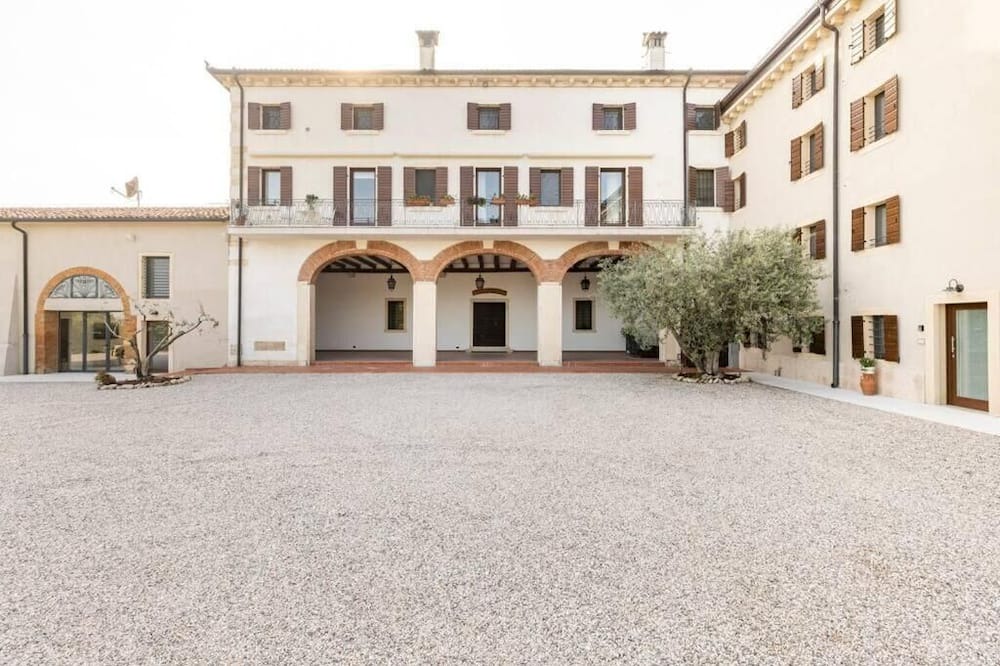 Lione House | Vrbo Property