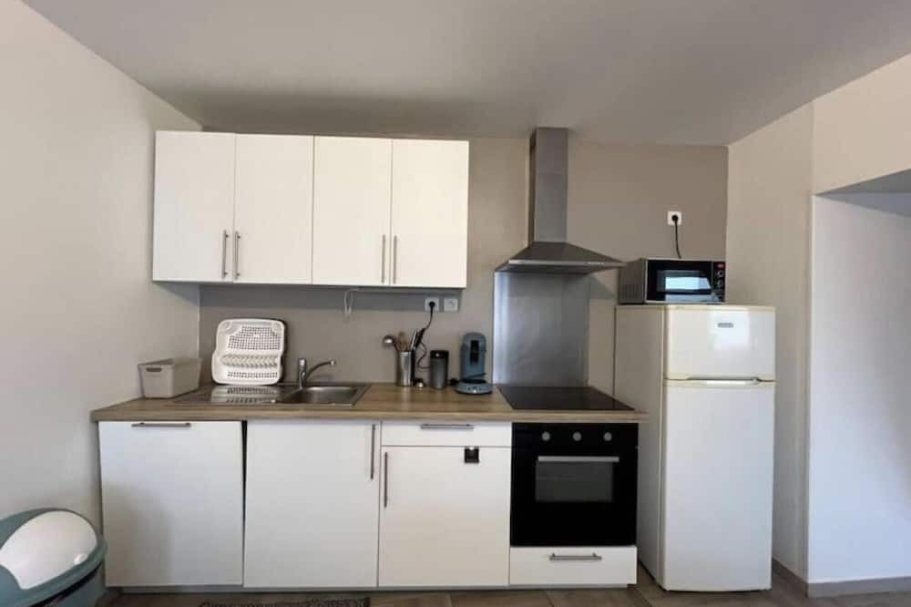 Vernou-la-Celle-sur-Seine Apartment | Vrbo Property