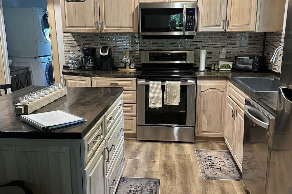 Delavan Cabin | Twigs Cabin- So much history! Located a few blocks from lake Loraine.