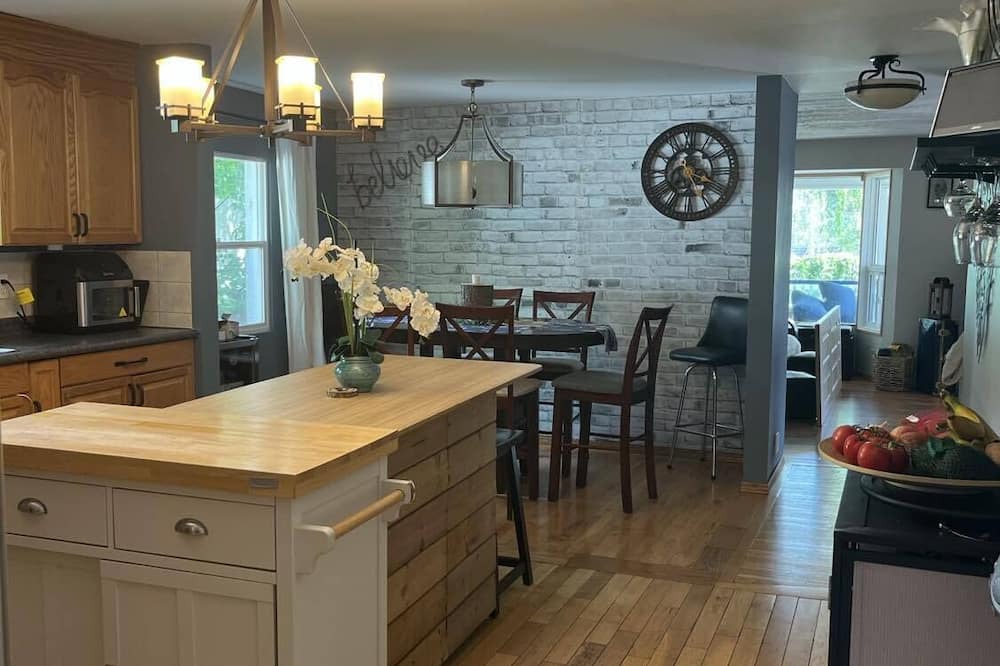 Turner Valley House | Blue Diamond Bungalow w/ Hot Tub, Your Home Away From Home
