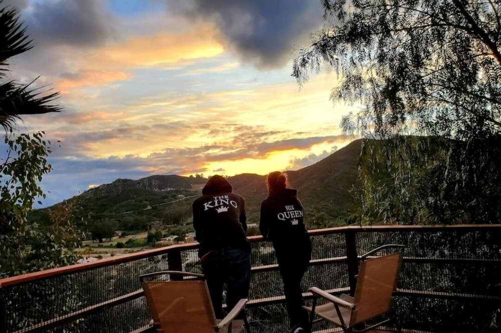 Lake Wohlford House | Beautiful luxurious house looking at canyon and mountains, gorgeous sunset.