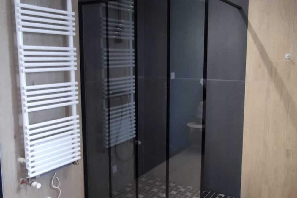 Pleugriffet House | Homerez - Big house for 12 ppl. with spa and terrace at Pleugriffet