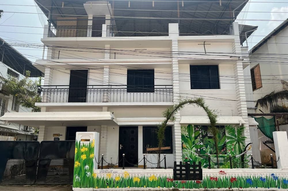 Fort Kochi Hostel | Standard Family Bedroom in Fort Kochi