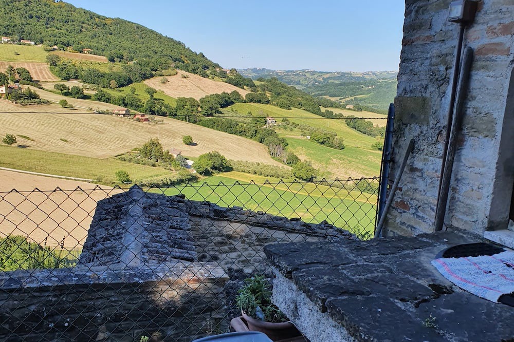 Serra San Quirico House | Incontro la Dove si Perde il Giorno