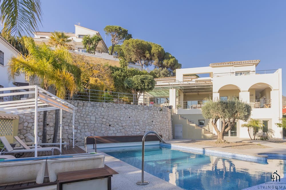 Cerrado de Calderon Villa | Living4malaga Flamencos Majestic Villa