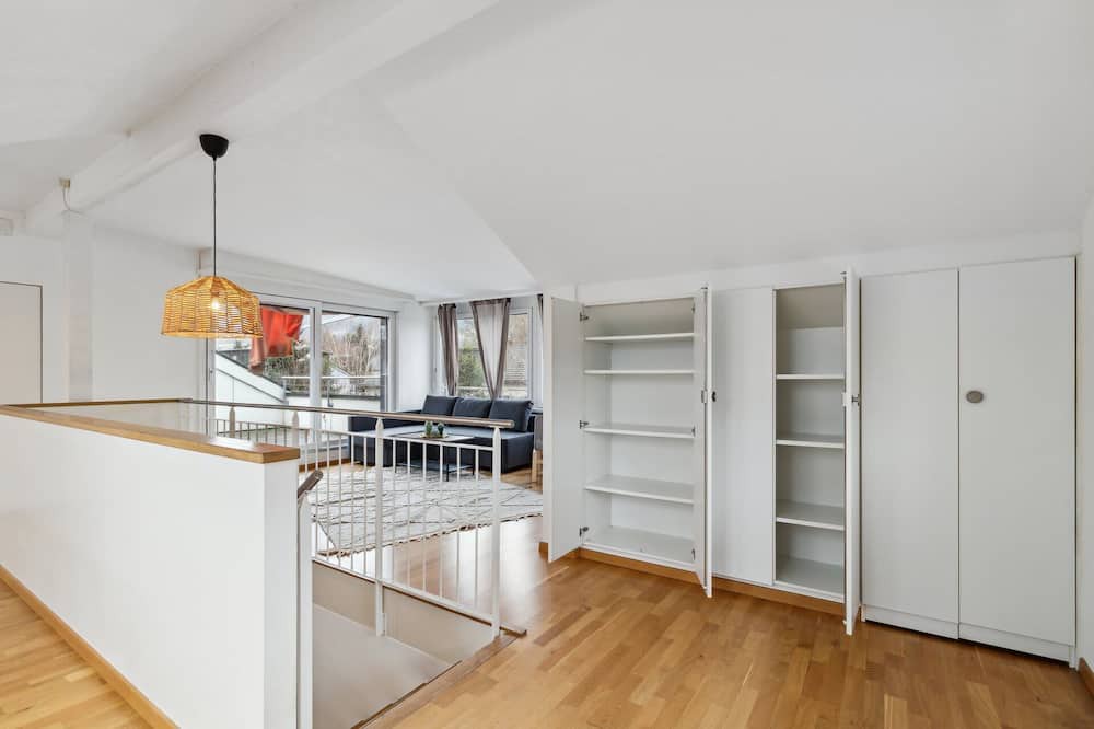 Wiedikon Apartment | Bright and Cozy APT `17 min away in the center